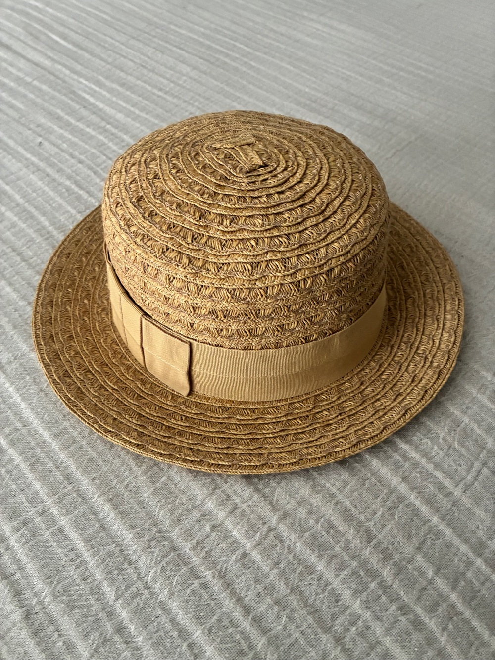 $40 Nine West Summer Boater Bucket Woven Hat with Grosgrain Band New NWT Straw